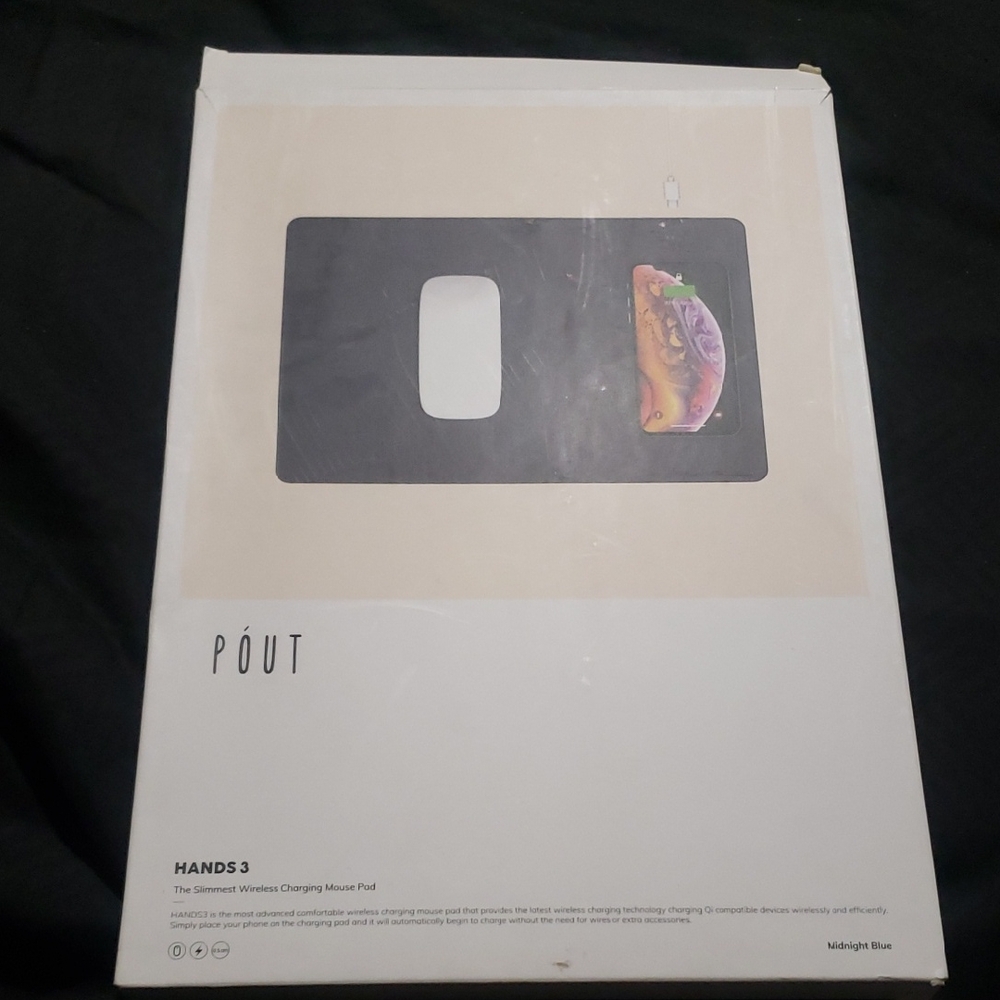 Pout Hands 3 Wireless Charging Mouse Pad Midnight Blue